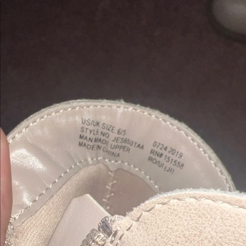 Jessica Simpson Tan Heart Boots